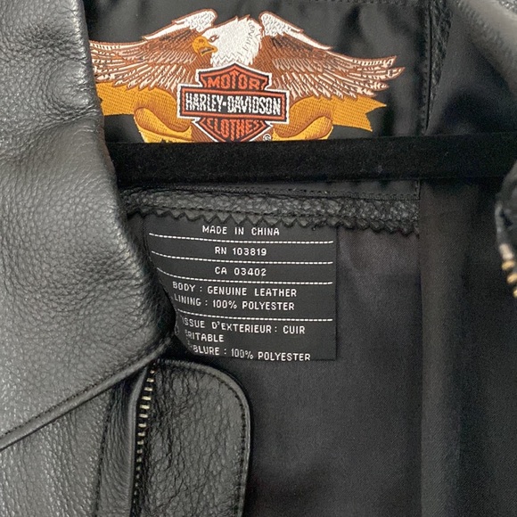 Harley Davidson Leather Jacket - Picture 5 of 8